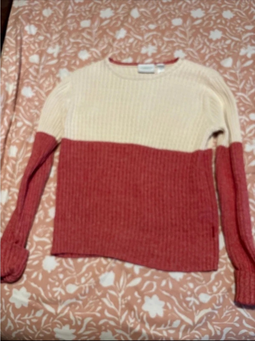 Liz Claiborne Cream and Rust Colorblock Crewneck Sweater